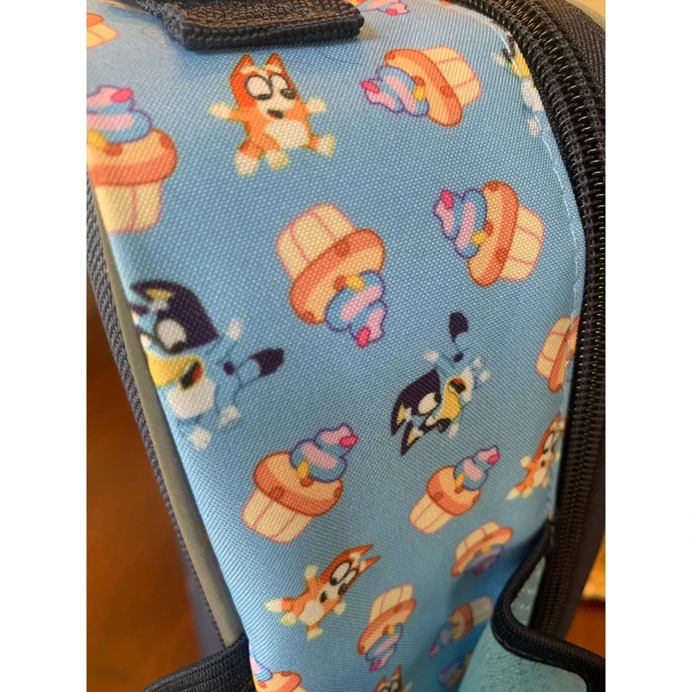 Bluey and Bingo Insulated Lunch Bag Lunch Box  Cupcake Pattern  NWT‎ 3D Unisex